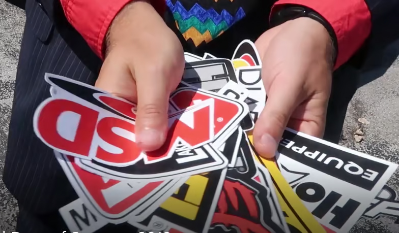 36_462 Holley Go Fast Stickers (24 Vinyl Decal Pack) - Image 4